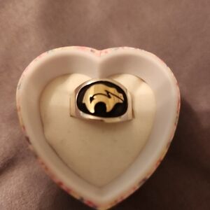 Elegant Black and Gold Women's Ring